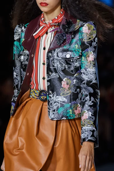 Look 140